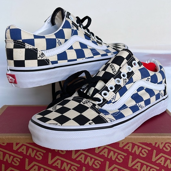 Vans WMNS Old Skool (Big Check) Black/Navy
VN0A4U3BWRT
Sneakers - Picture 8 of 16